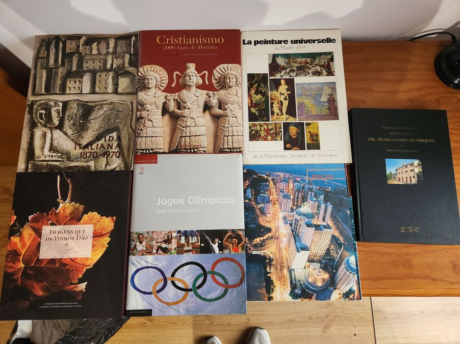 Livros raros e antigos, venda individual de cada livro e não do lote.