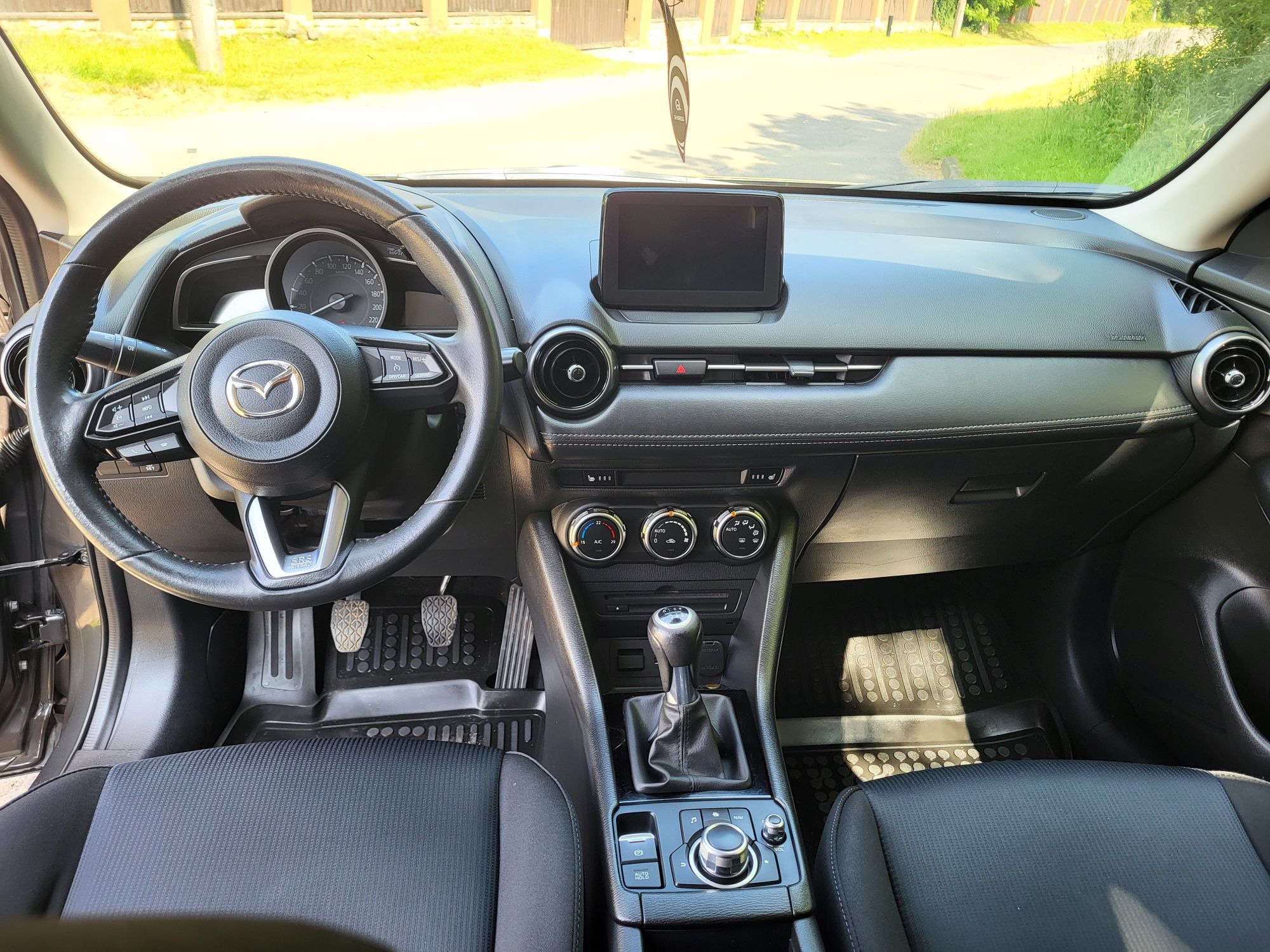 Mazda cx 3 2.0 benzyna  nawigacja  car- play