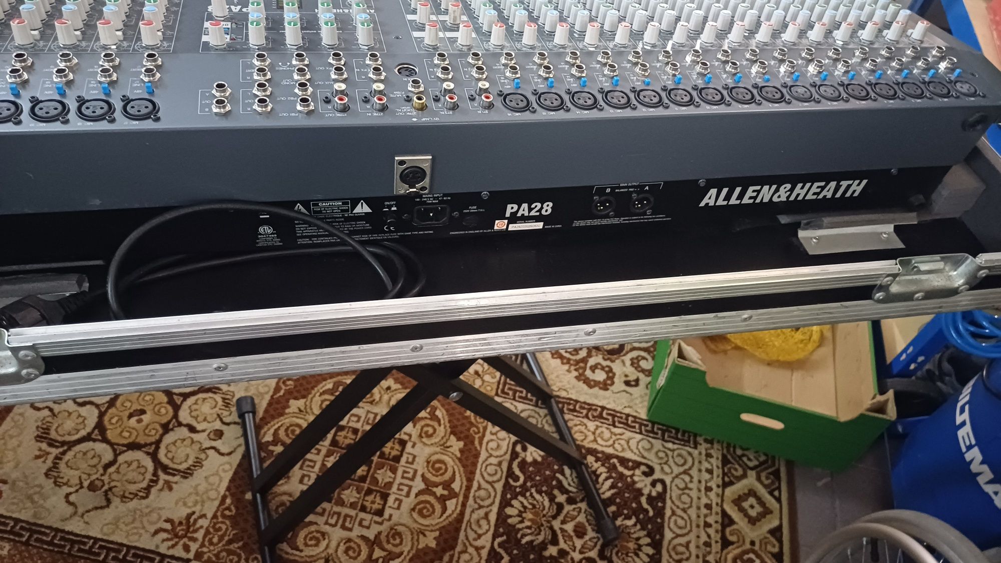 Mikser analogowy Allen&Heath 28PA