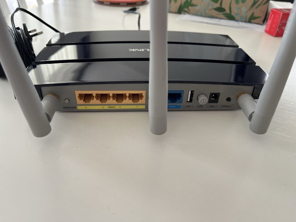 Router TP-LINK Wireless N TL-WR1043ND
