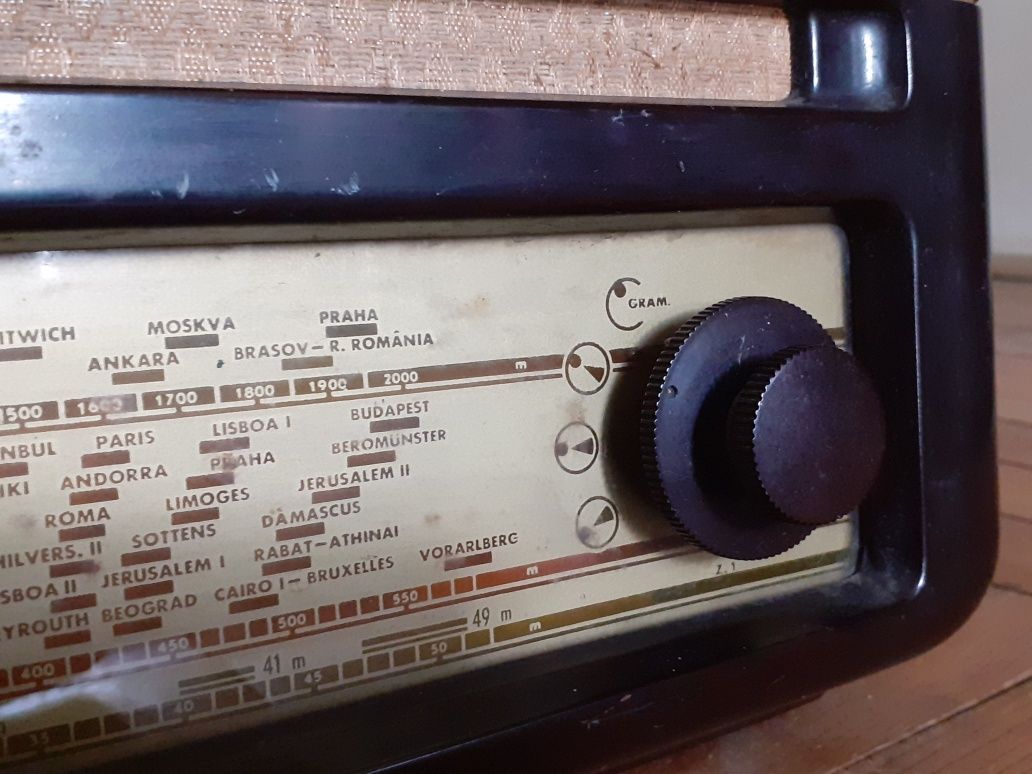 Radio antigo 220v