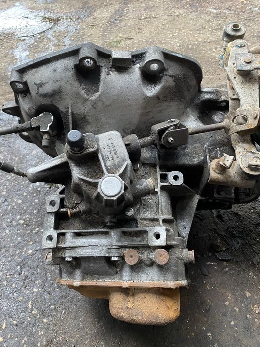 Opel Vectra Astra Zafira Tigra 1.6 1.8 16V skrzynia biegow 17C374