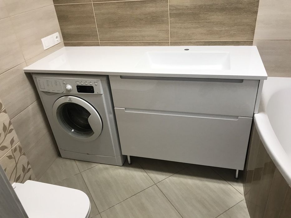 Стільниця із суцільнолитою чашею, умивальник