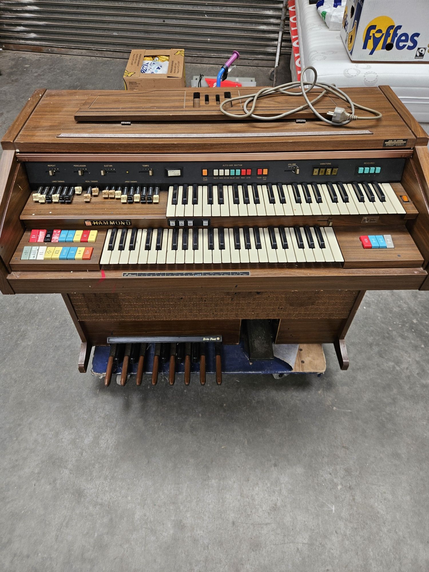 organy nihon hammond Ltd