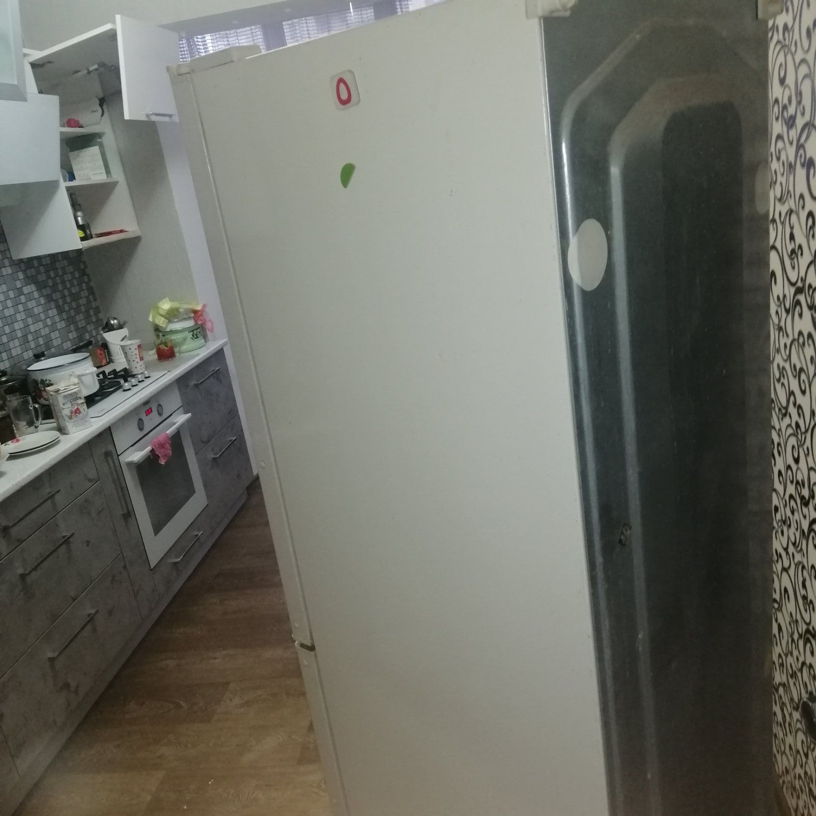 Продам холодильник LG в доброму стані.