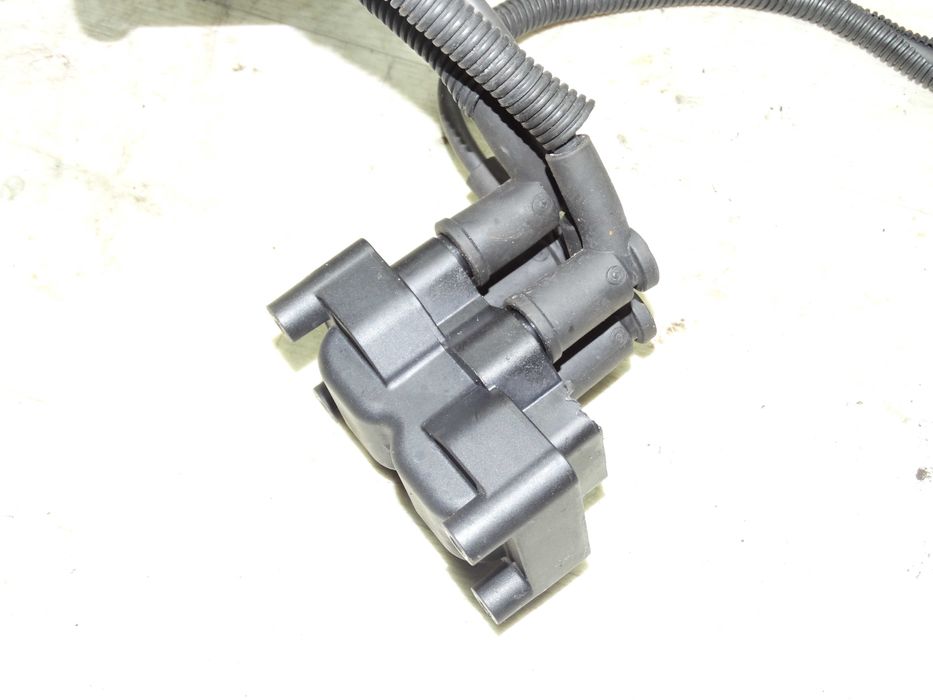 Котушка запалювання Ford C-max/Fiesta/Focus/Mondeo 1.6-2.0 U2008