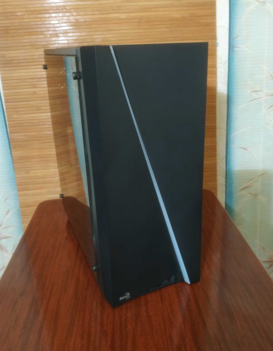 Корпус системного блока AEROCOOL PGS-V Cylon Mini  корпус для ПК