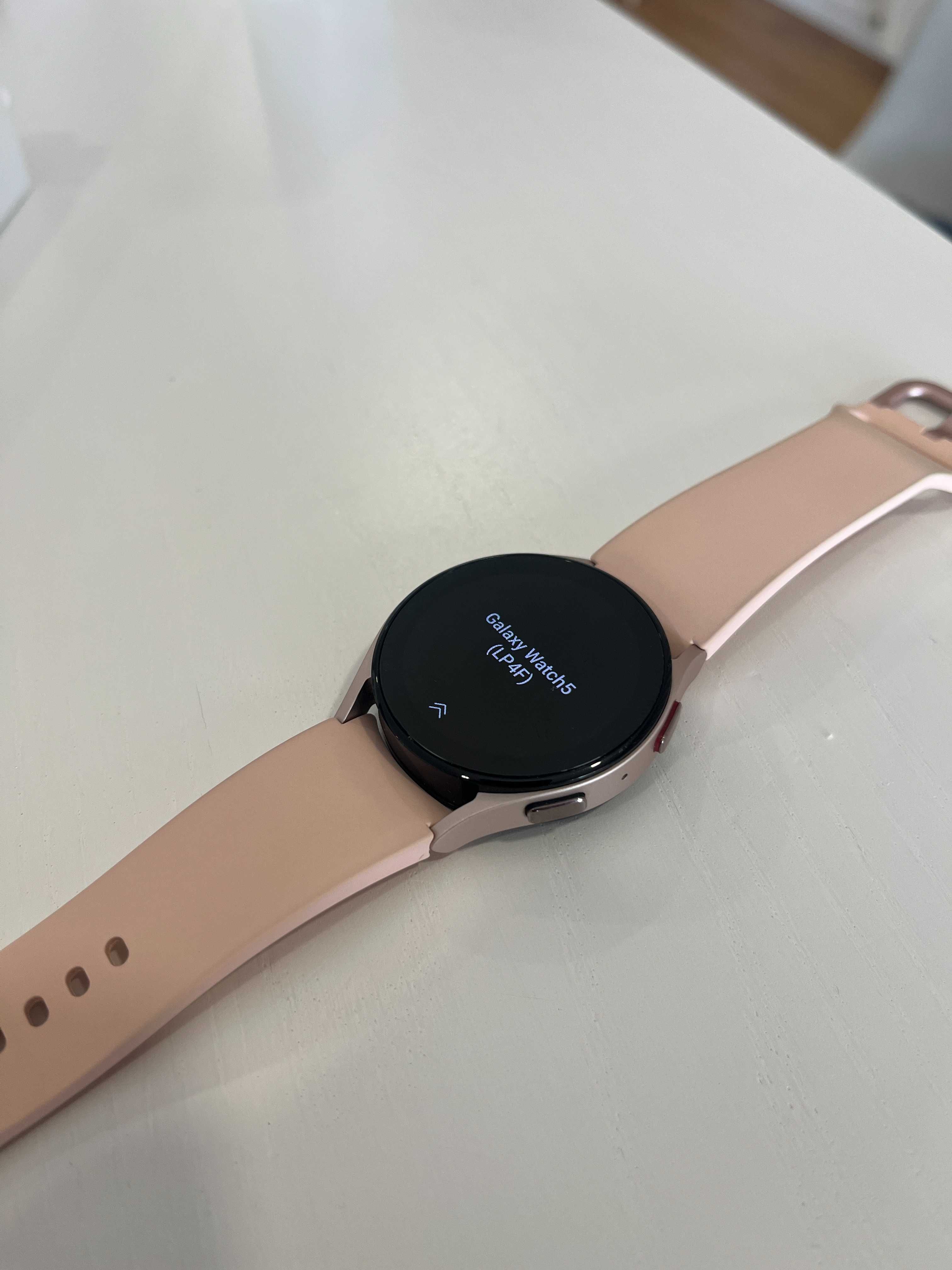 SAMSUNG Smartwatch - Galaxy Watch 5 BT 40mm [PINK GOLD] com garantia