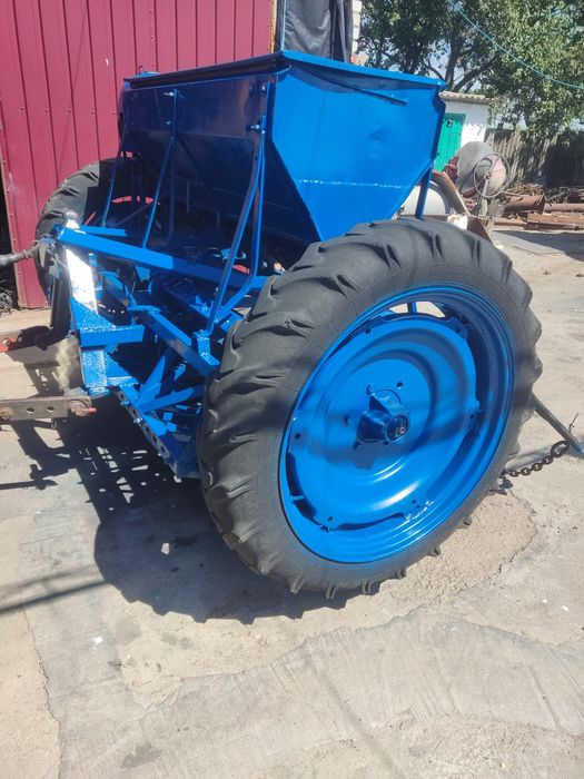 Севалка зернова точного висева сз2м.