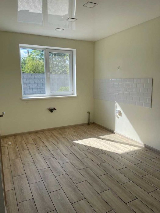 Продаж будинку в Підгородньому