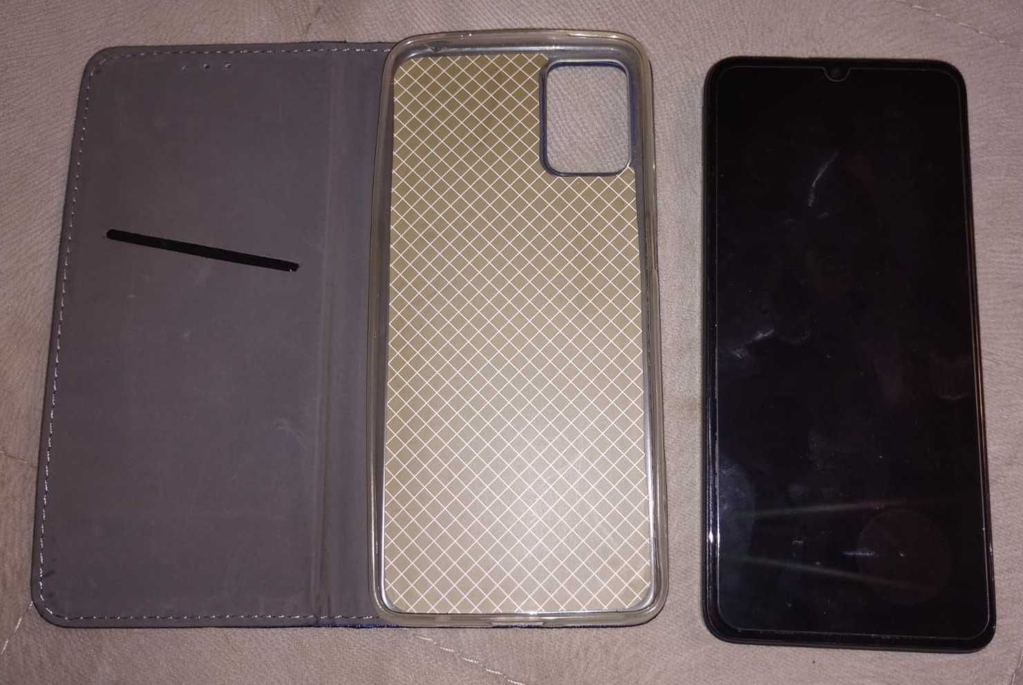 Smartfon Motorola Moto E22 4GB/64 GB Czarny Astro Black + etui + szkło