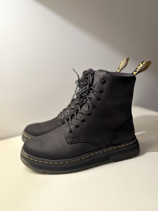 Botas Dr. Martens Crewson Camurça Preto 41
