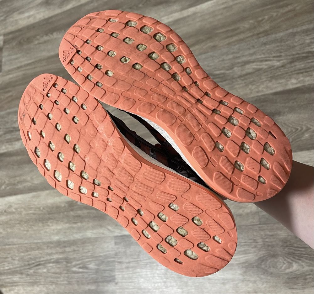 Adidas pore boost