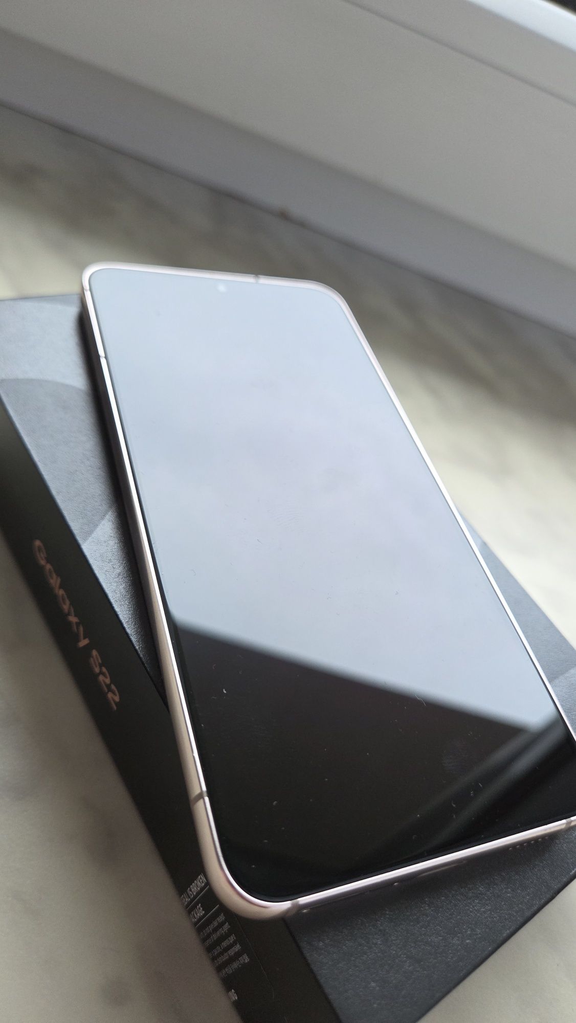 Samsung Galaxy S22 256GB Różowy