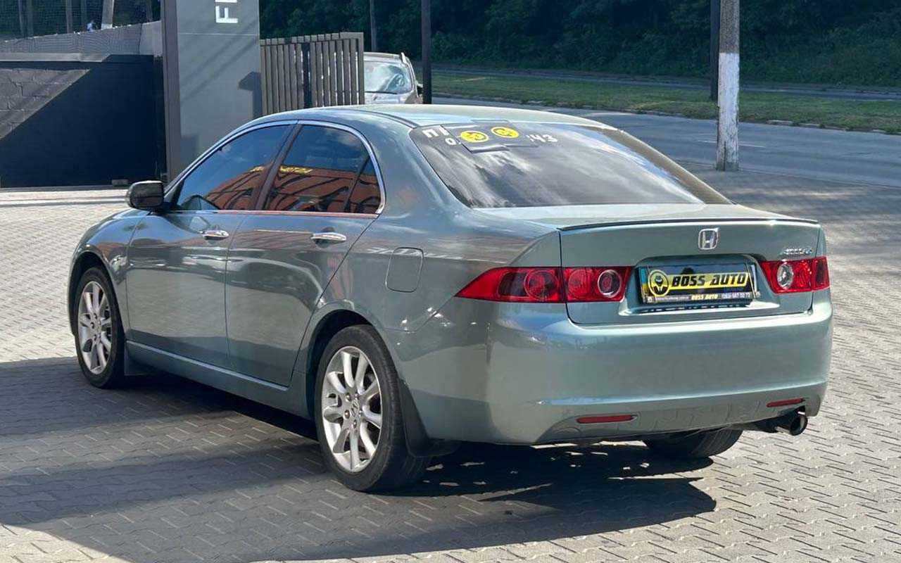 Honda Accord 2004