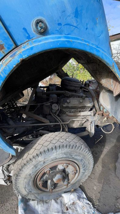 Кран автомобильный на МАЗЕ