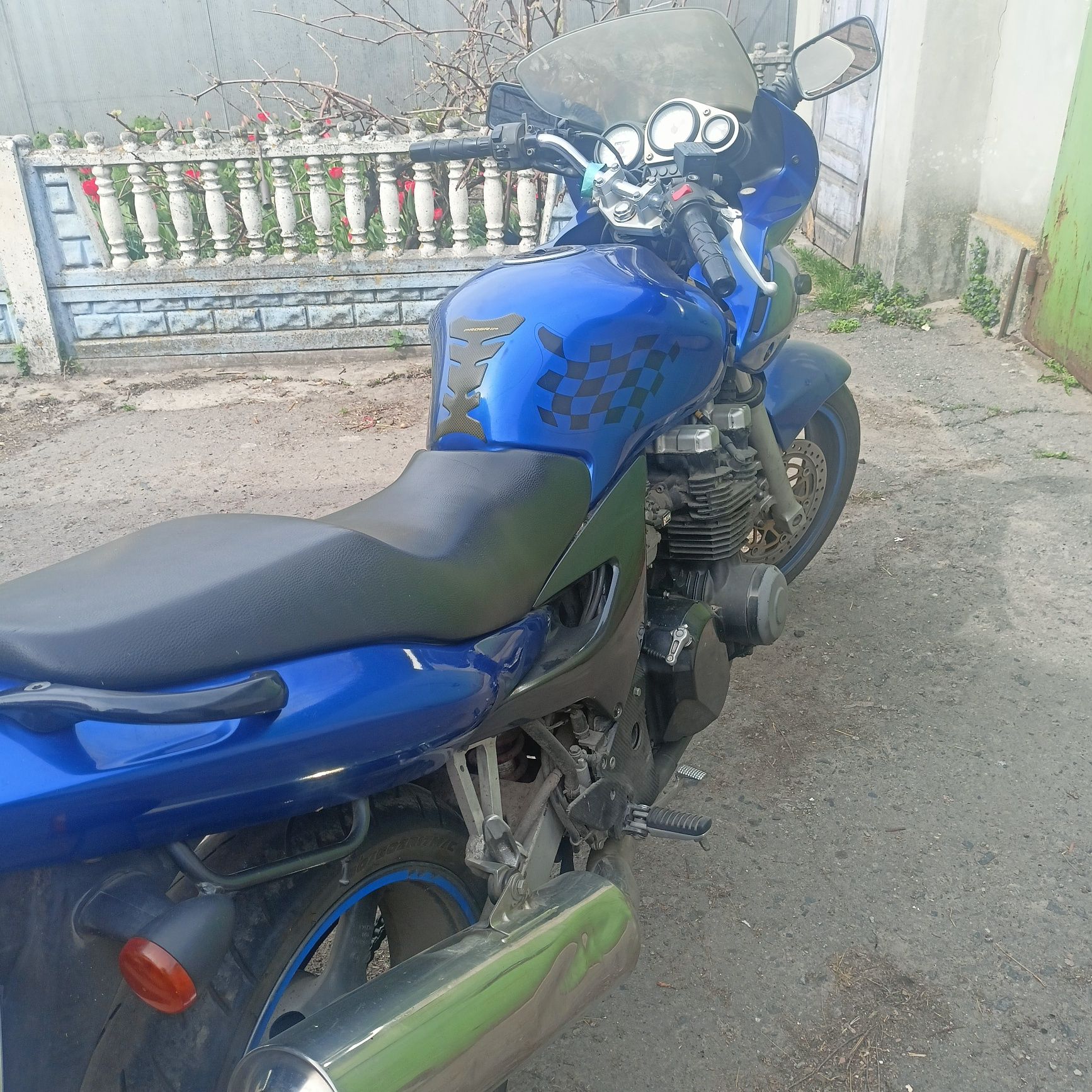 Продам Kawasaki z750s