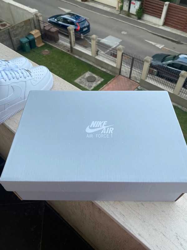Biały\NikeForce1*airDamskieKomfort ZniżkaTrampkiNeutralne 44.5