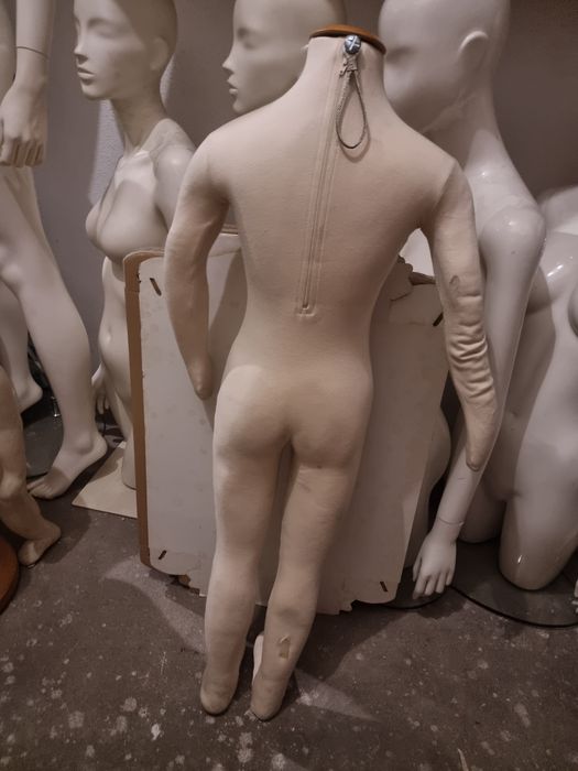 Manequim criança esponja