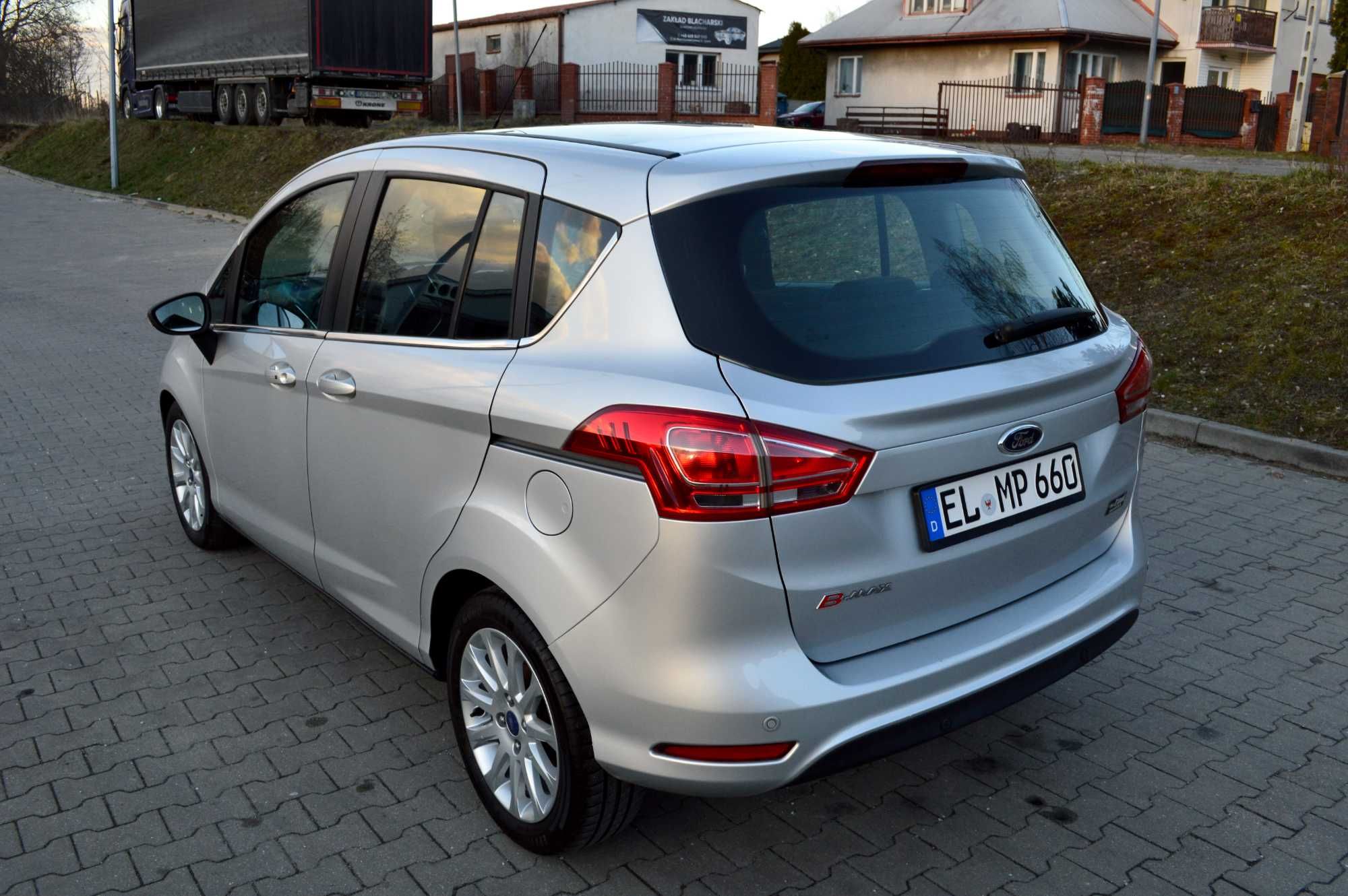 B-Max*1.6 TDCI*2014*Titanium*Navi*Bogata Wersja*1 WŁ*Panorama*Opłacony
