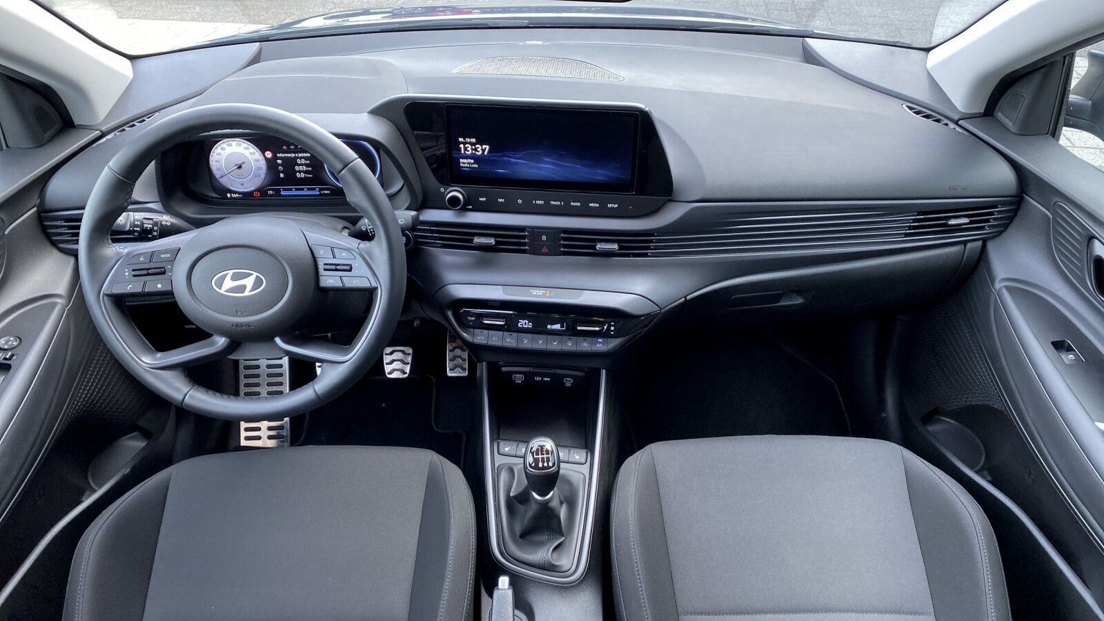 Hyundai Bayon SMART + DESIGN + TECH / Nawigacja / Kamera / Hyundai Margo
