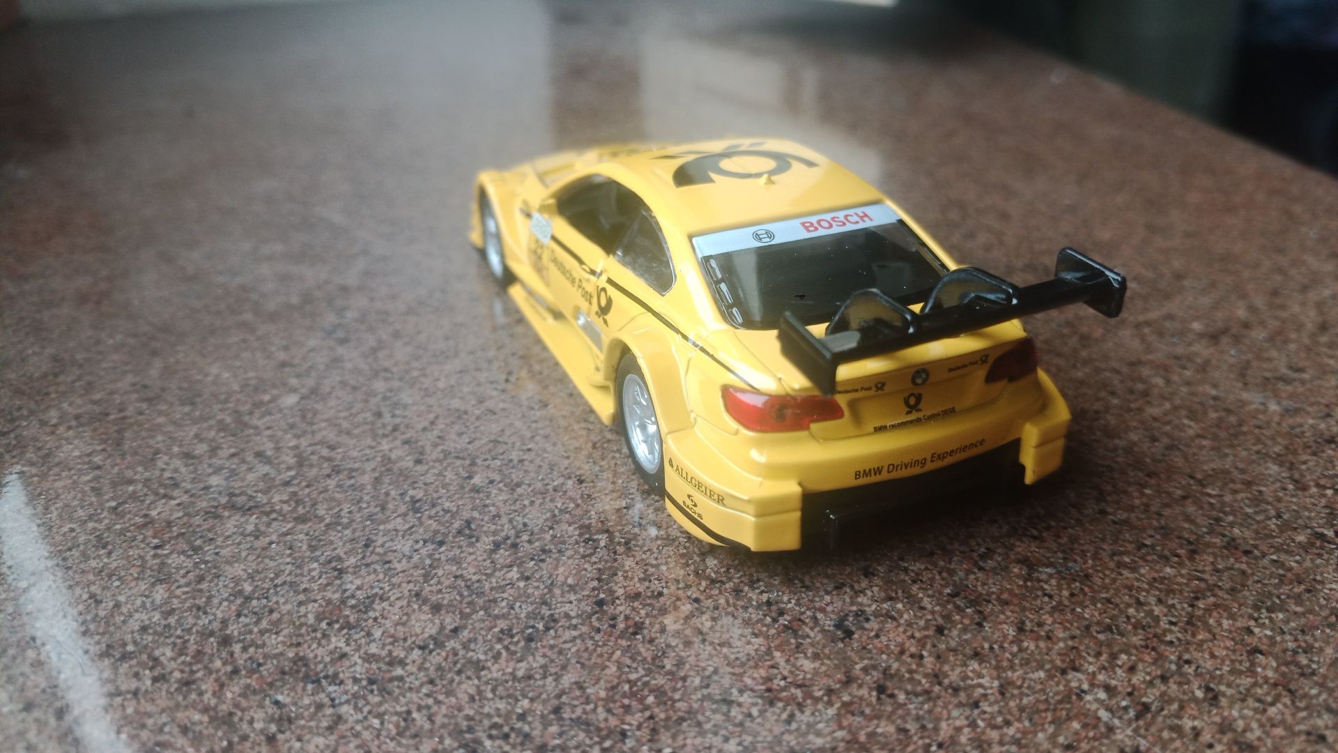 Модель 1:43 машинка BMW M3 металева, нова