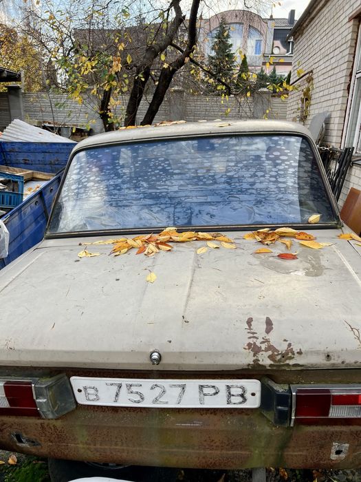 Автомобіль ВАЗ 2106