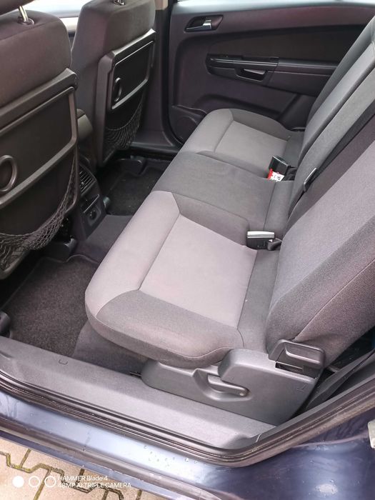 Opel Zafira b lift 2008r