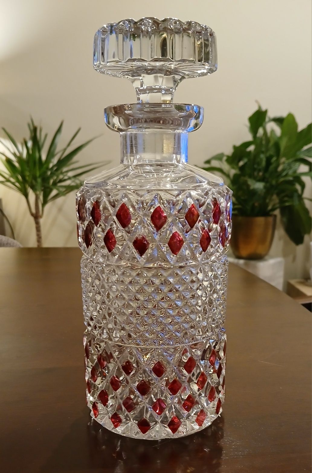 Conjunto de 4 copos e garrafa de whisky inglês