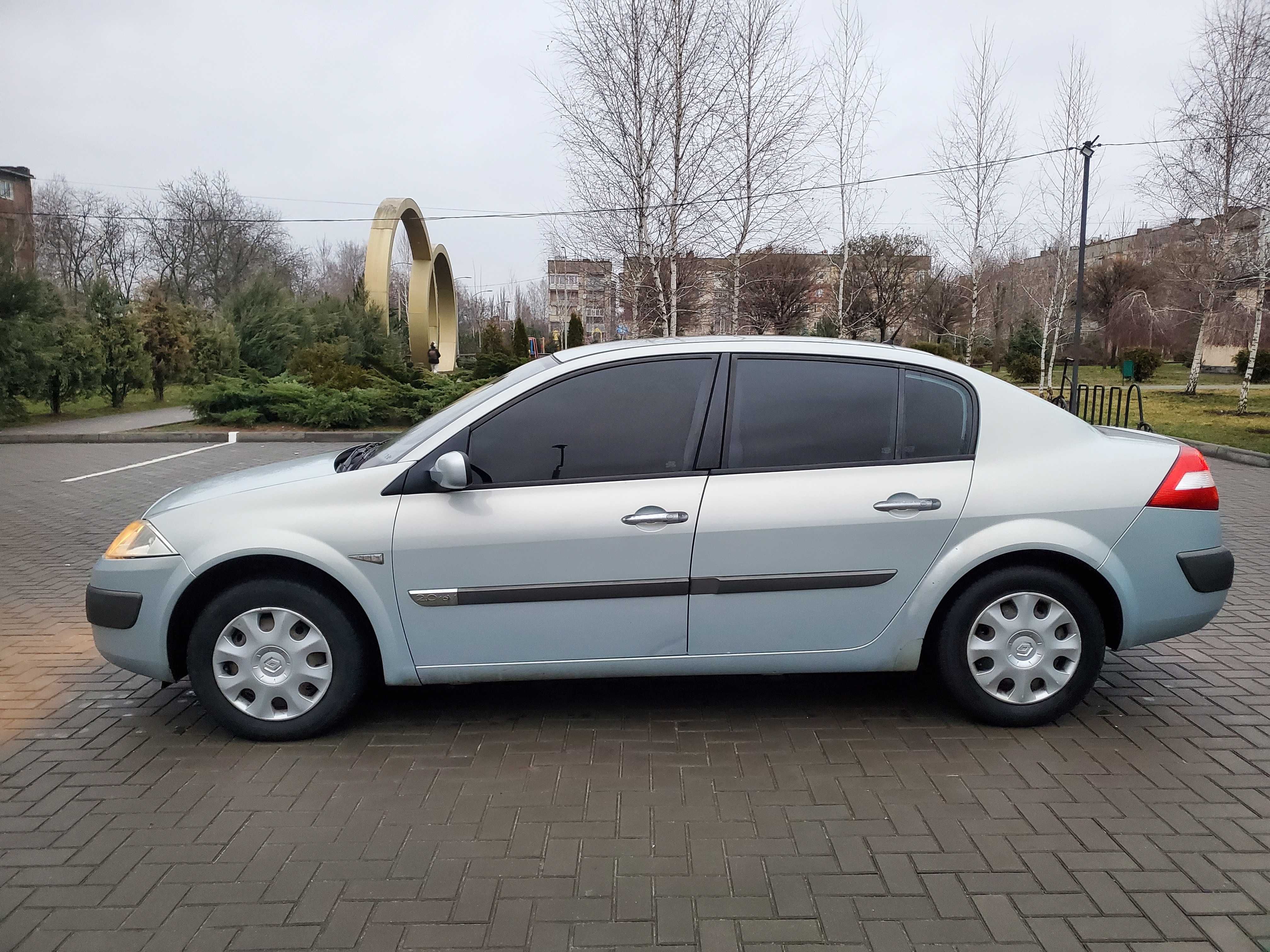 Renault Megane 2 2.0