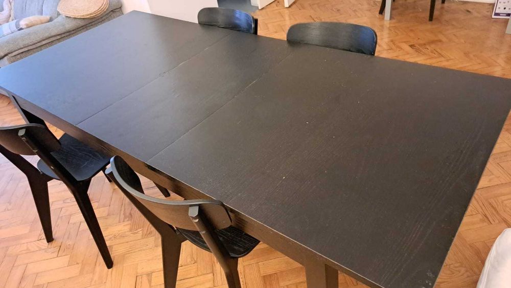 Mesa extensível em madeira