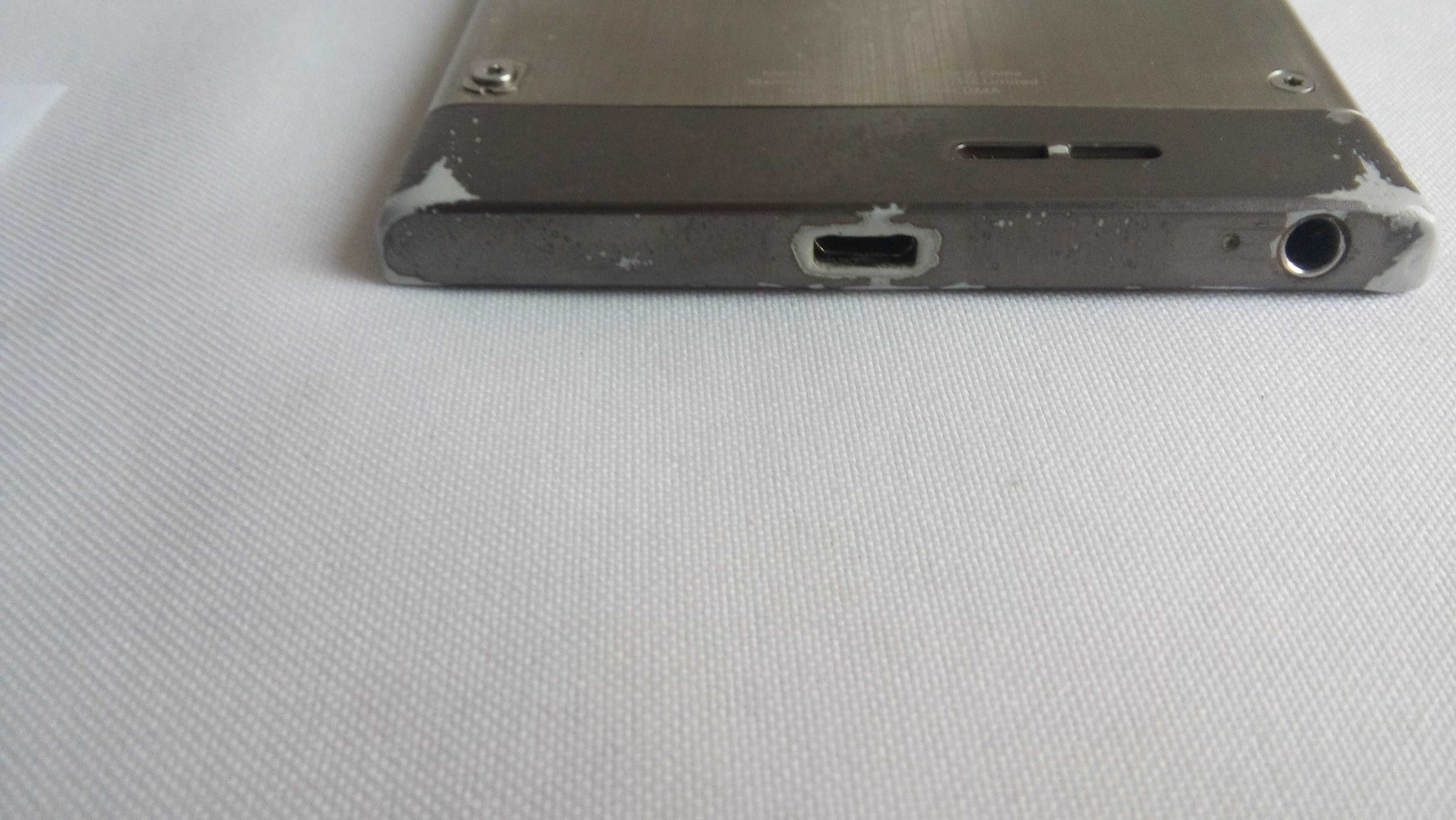 Lenovo K900 леново в рабочем состоянии.