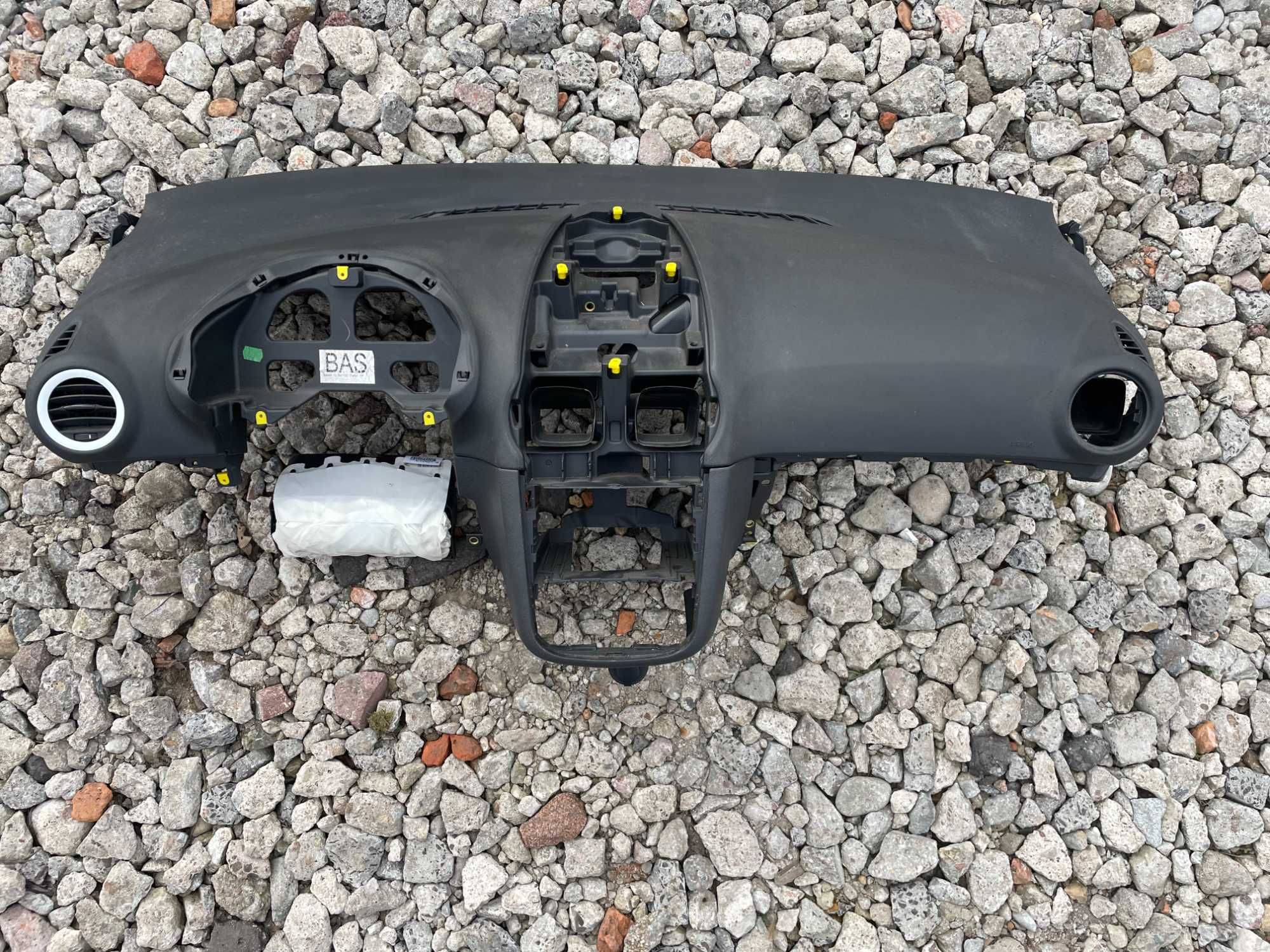 Deska rozdzielcza Opel Corsa D