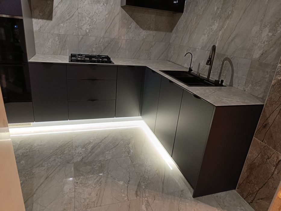 СБОРКА мебели и РЕМОНТ мебели, кухонь, шкафов-купе, збірка меблів.