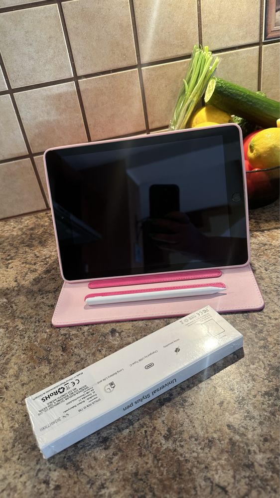 Tablet iPad Apple Retina 10” - TOUCH ID - PROCREATE