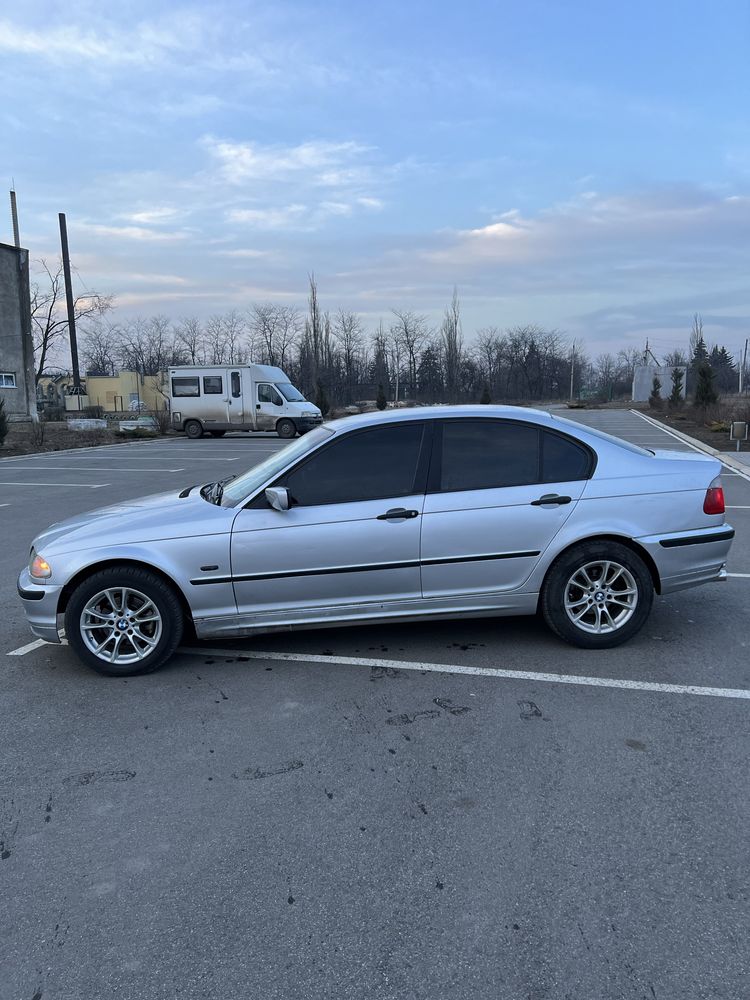 Продам BMW e46 1999року