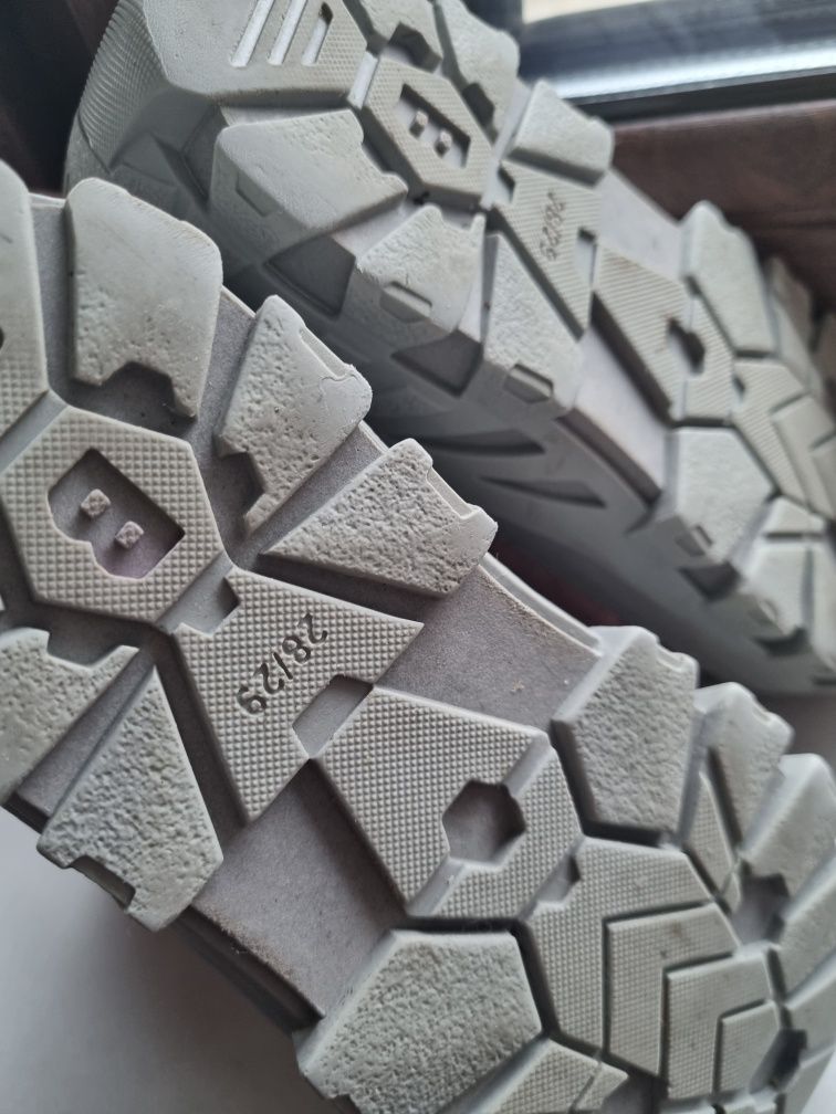 Buty Bartek roz 28/29 dla dziewczynki