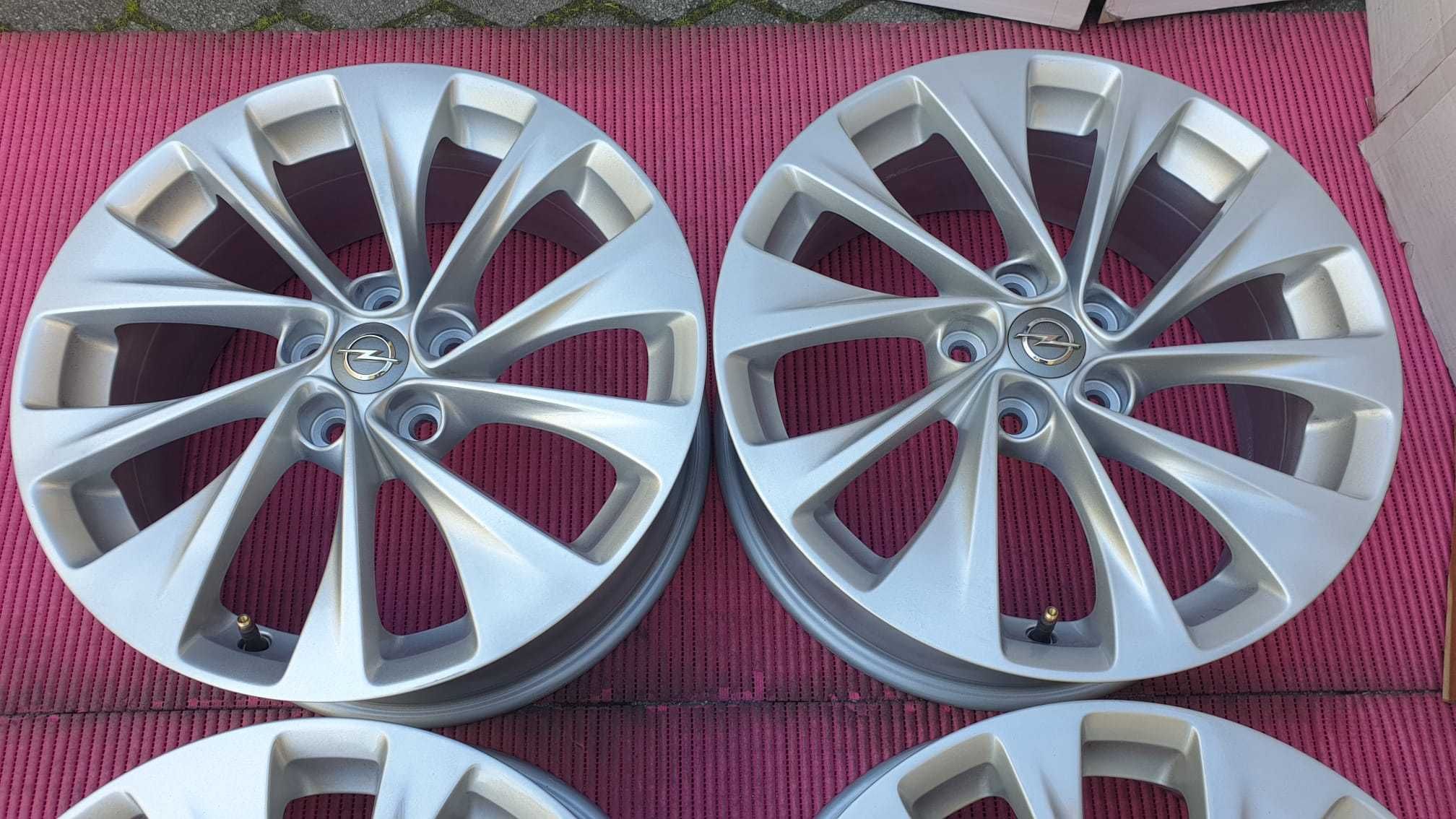 3735-Jantes 17 5x105 Originais Opel Astra B16