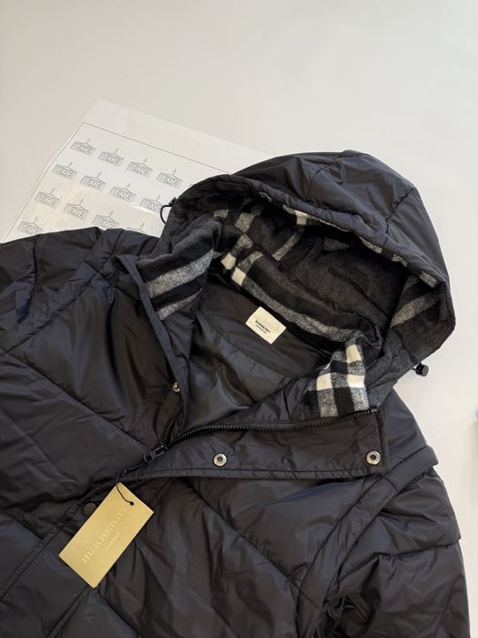 Burberry Puffer Jacket / пуховик-жилетка бьорбері