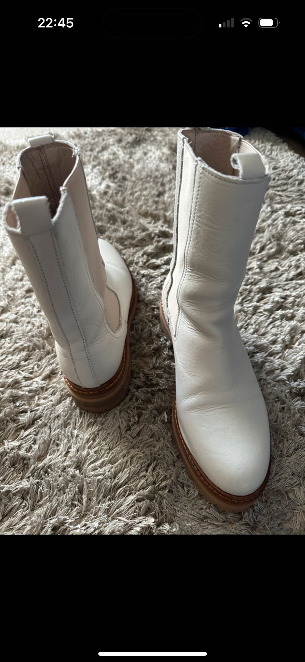 Botas em pele como novas