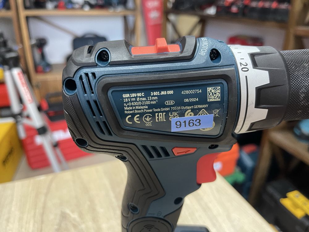 Bosch GSR 18V-90 C / акумуляторний безщітковий шуруповерт Бош