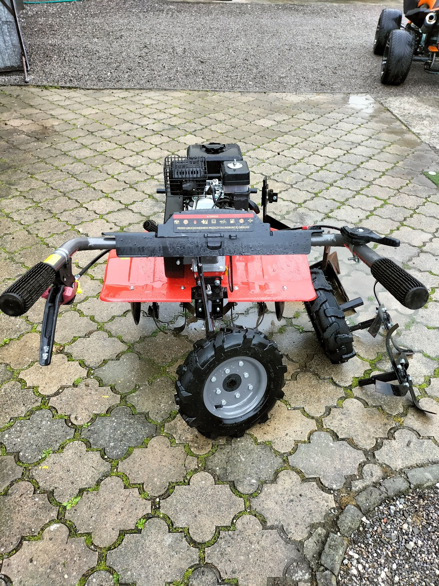 Glebogryzarka spalinowa Faworyt rt212r