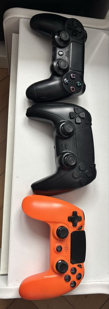 Konsola ps4 2 pady stacja chlodzenia