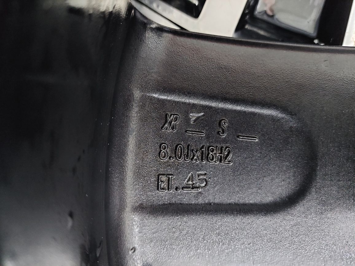 Диски колеса 5×114.3 r18 Toyota Renault Nissan Mitsubishi