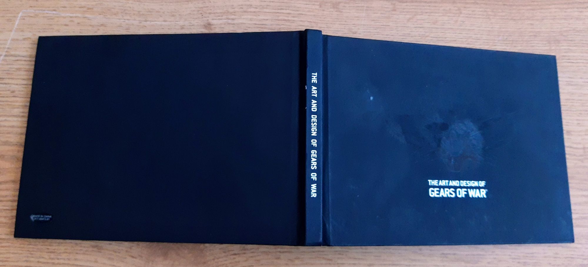 Gears od War artbook kolekcjonerski Xbox One 360 Series X PC.
