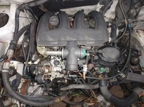 Silnik KOMPLETNY Berlingo Expert 1.9 D DW8 04r