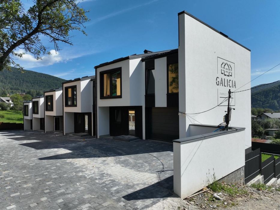 Таунхаун із комунікаціями!! Є газ. Серце Яремче