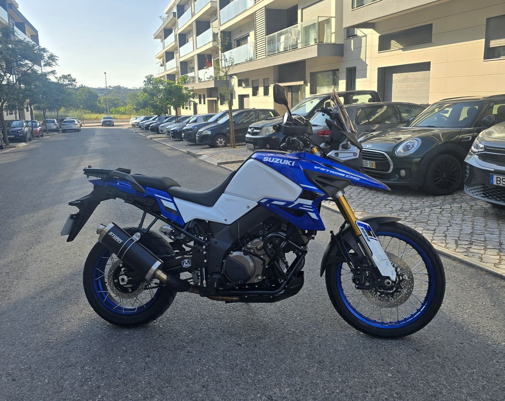 Suzuki v-storm 1050 DE
