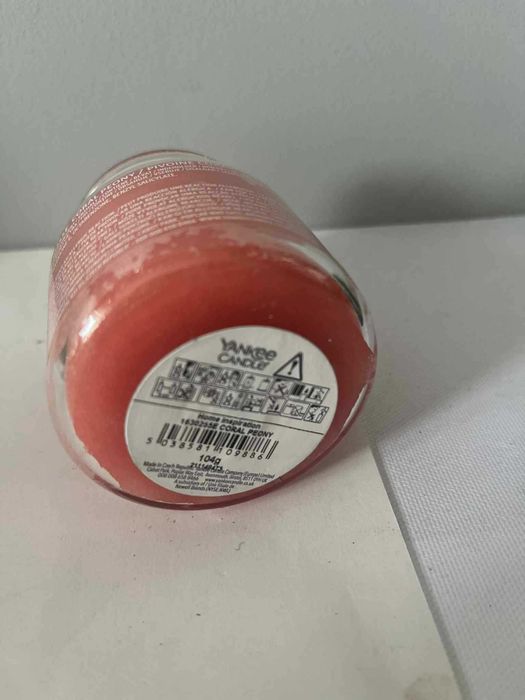 Świeca Yankee Candle Home Inspiration Coral peony piwonia 104g