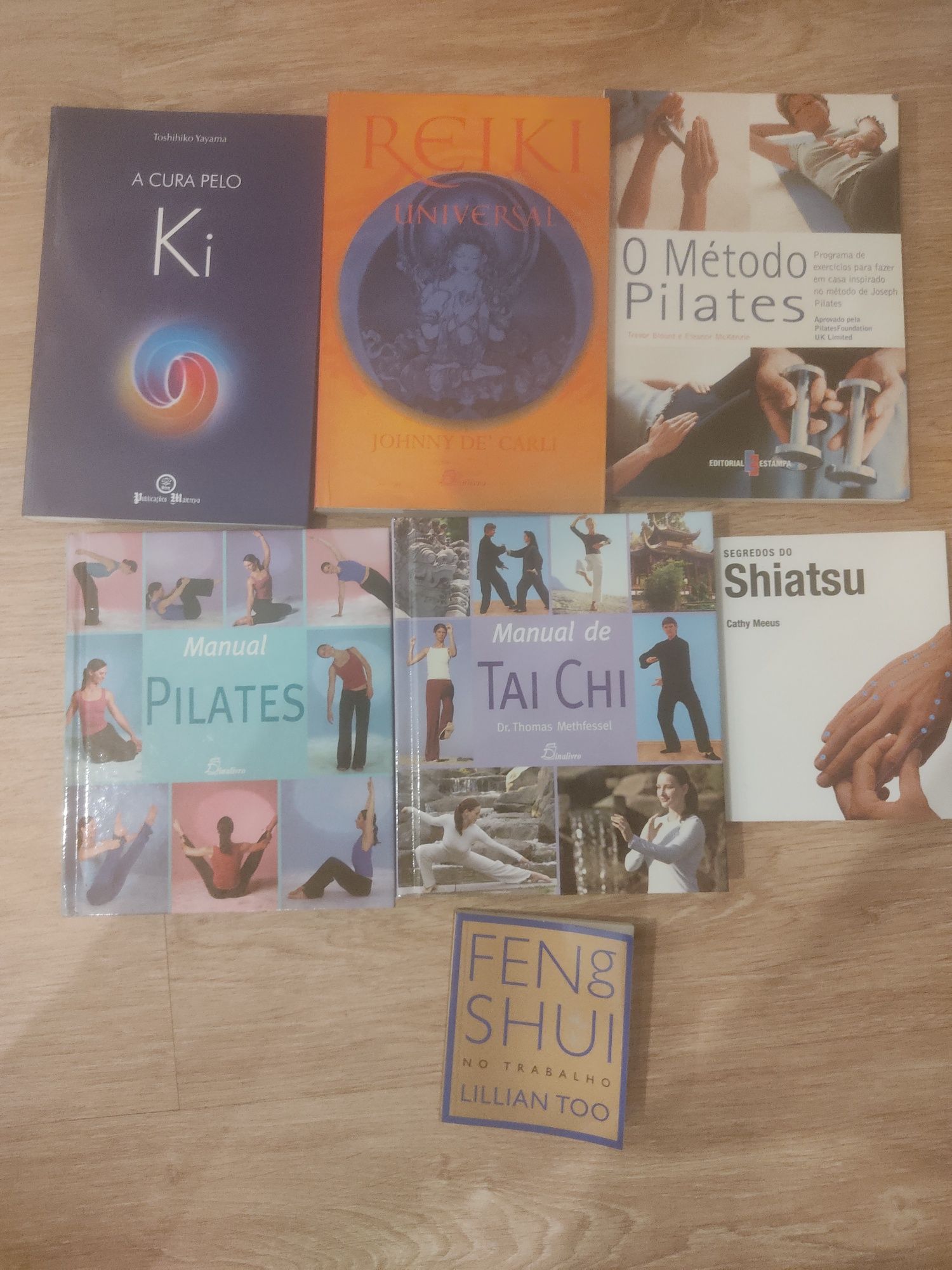 Livros de Reiki, pilates e desenvolvimento pessoal